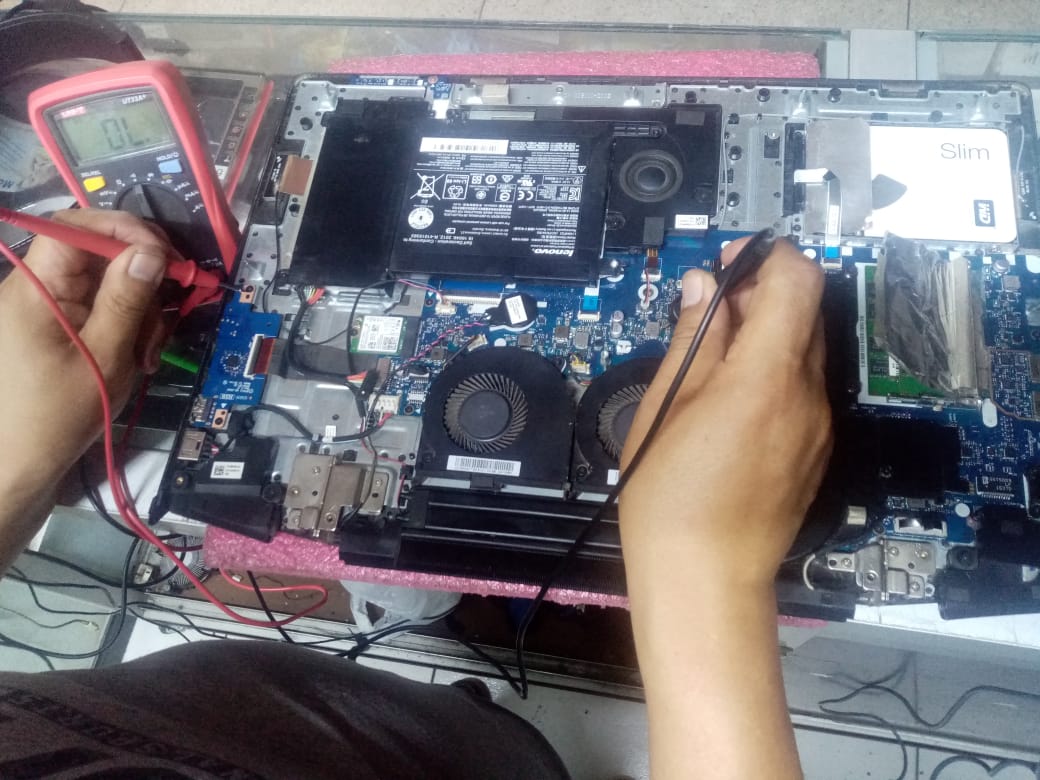 pruebas con voltimetro